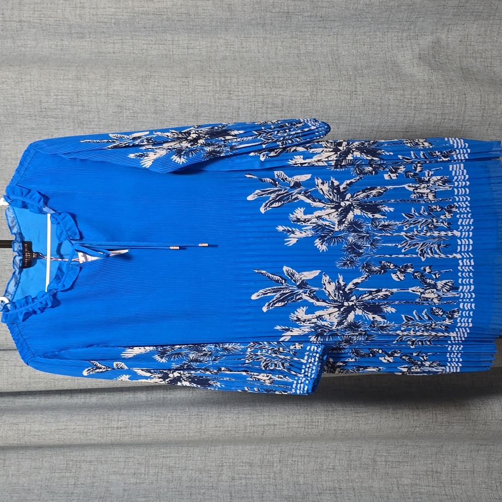 Skies Are Blue Curvy Royal Blue Pleated Floral‎ Dress With Ruffle Neck Size 1X